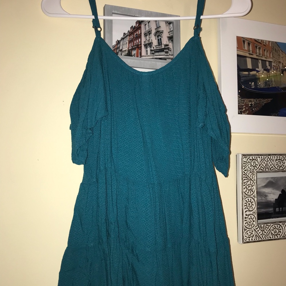 Summer/Spring Cold Shoulder Top✨ - Picture 2 of 4